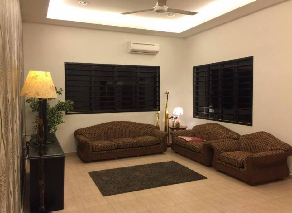 Melaka Beach Villa Екстериор снимка