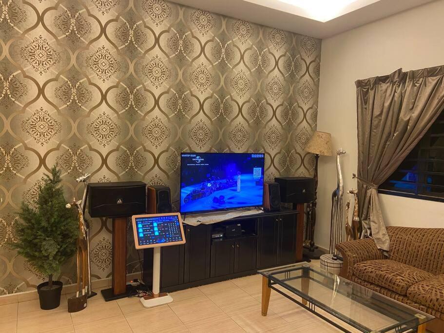 Melaka Beach Villa Екстериор снимка